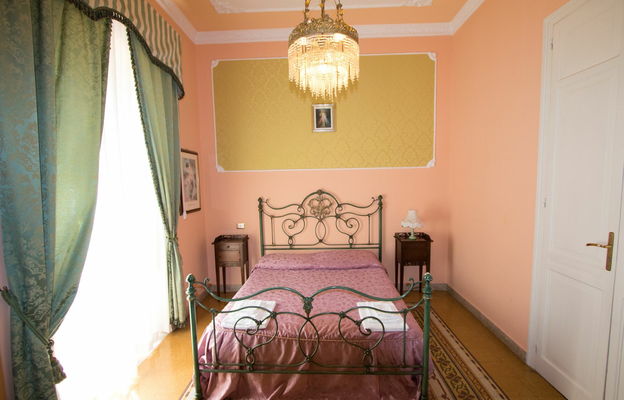 Apartment In Palermo Bagian luar foto